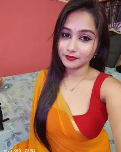 Call Girl in Patrasayer